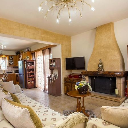 Вилла Laylande House Теологос Экстерьер фото